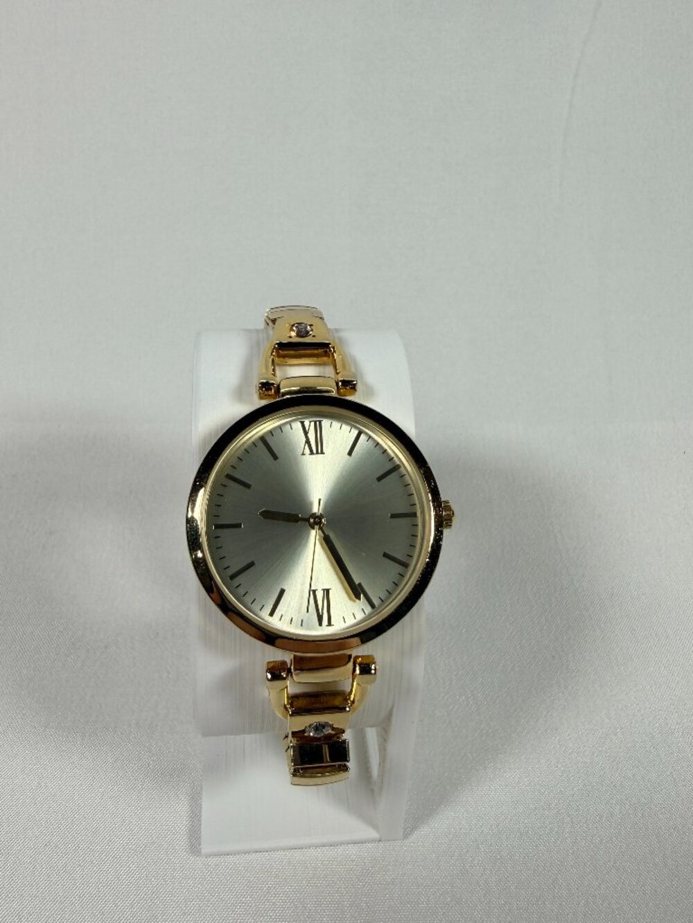 Women’s Fashion Gold Watch Minimalist Bracelet Style Quartz Watch